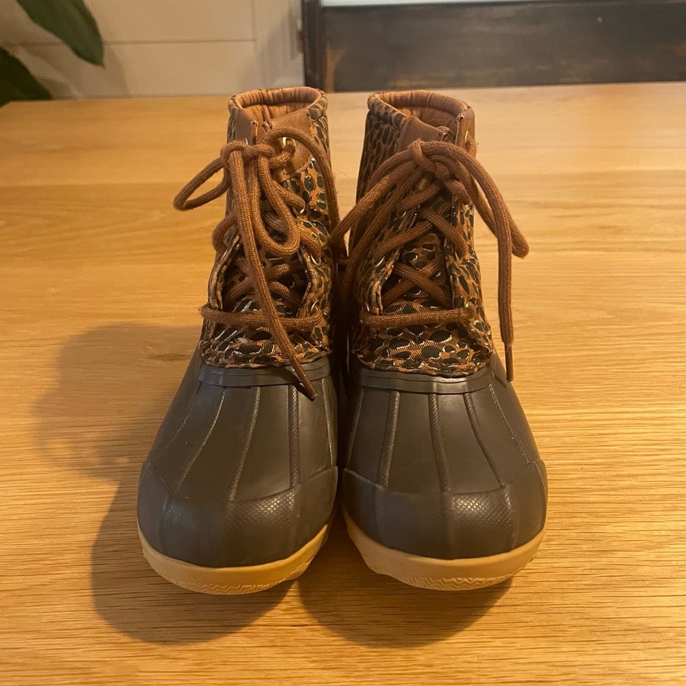 Girls rain boots